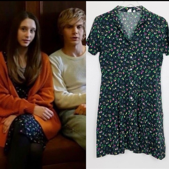 GAP Dresses & Skirts - ASO Violet Harmon Floral Gap Dress